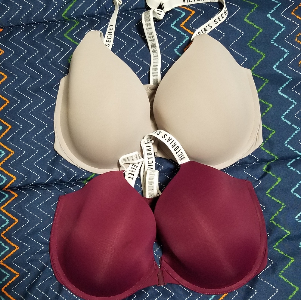 Set of 2 VS Demi Bras 34DDD